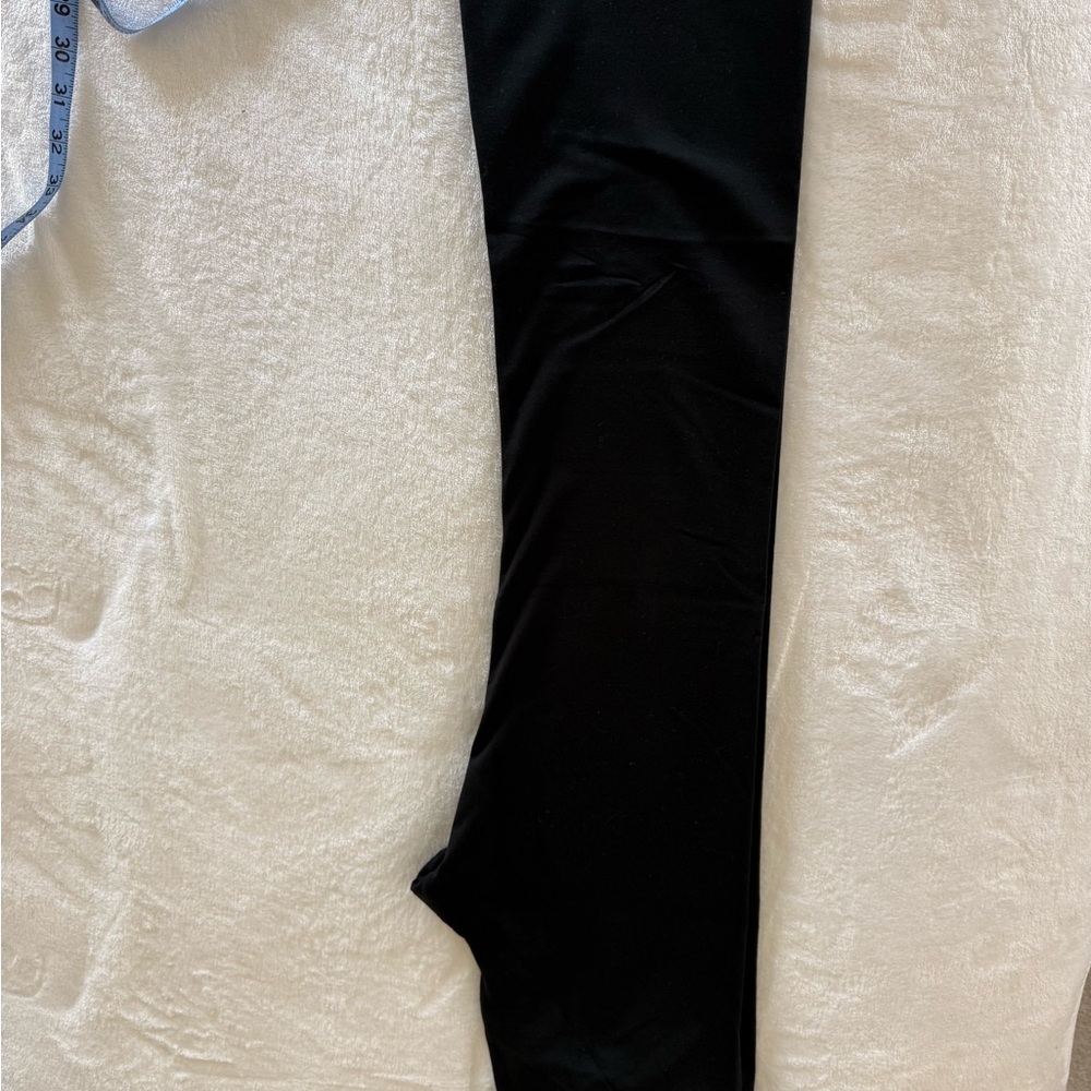 Pact Never Worn Organic Cotton Black Leggings - Picture 2 of 9